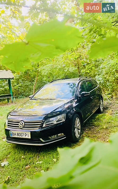 Volkswagen Passat 2011