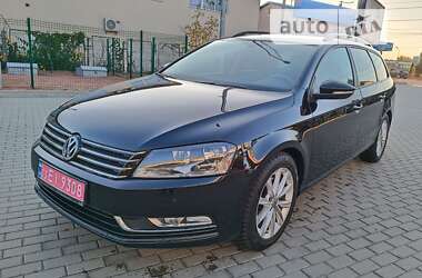 Универсал Volkswagen Passat 2013 в Житомире