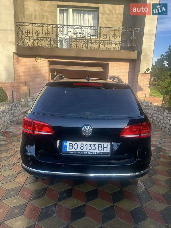 Универсал Volkswagen Passat 2012 в Тернополе