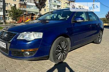 Седан Volkswagen Passat 2006 в Звягелі