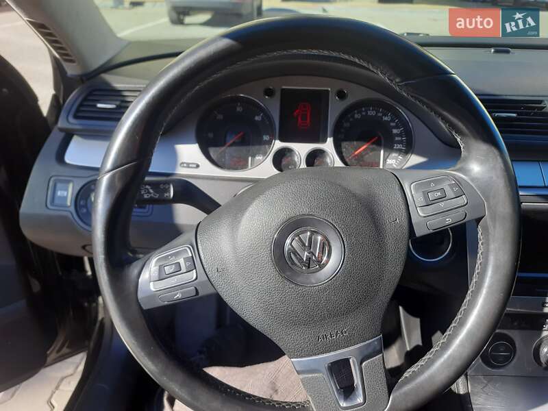 Универсал Volkswagen Passat 2008 в Луцке