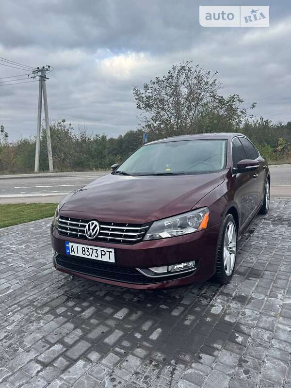 Седан Volkswagen Passat 2013 в Фастове