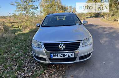 Універсал Volkswagen Passat 2007 в Житомирі