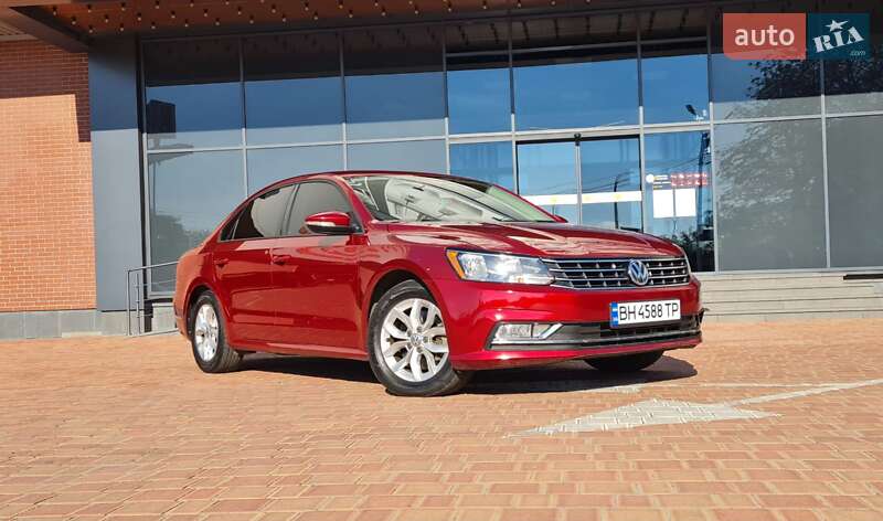 Седан Volkswagen Passat 2018 в Одесі