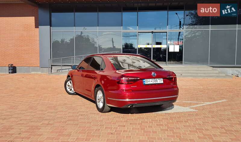 Седан Volkswagen Passat 2018 в Одесі