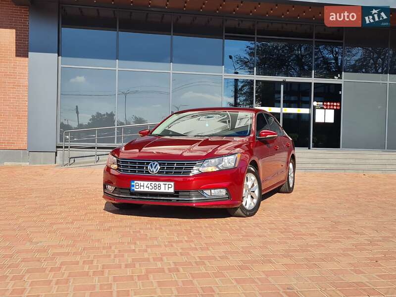 Седан Volkswagen Passat 2018 в Одесі