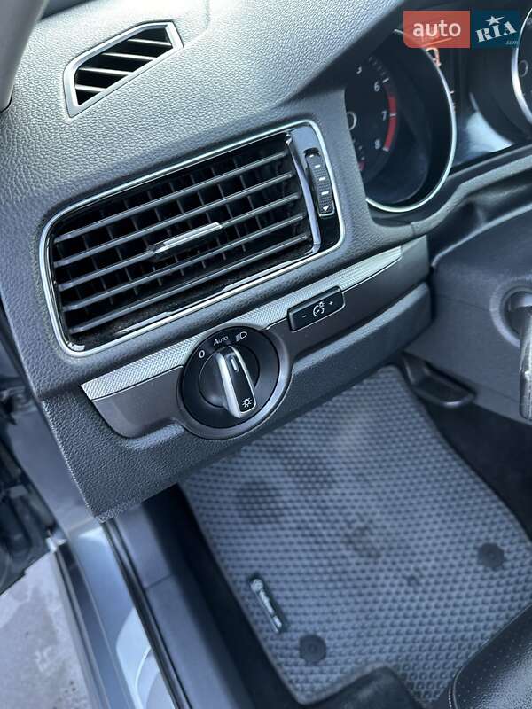 Седан Volkswagen Passat 2017 в Черновцах