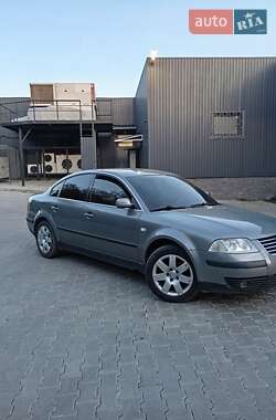 Седан Volkswagen Passat 2003 в Ужгороде