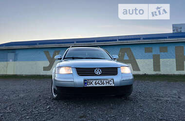 Універсал Volkswagen Passat 2004 в Дрогобичі