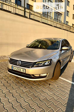 Седан Volkswagen Passat 2014 в Фастові