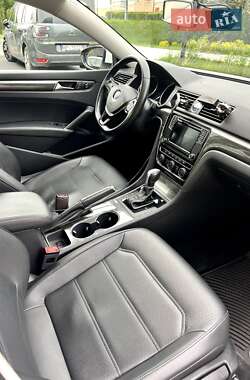 Седан Volkswagen Passat 2016 в 