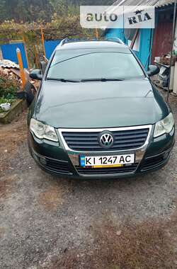 Універсал Volkswagen Passat 2007 в Бучі