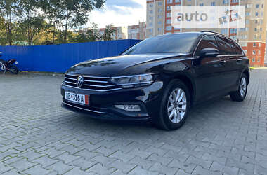 Універсал Volkswagen Passat 2020 в Луцьку