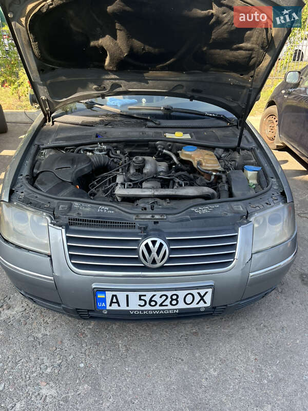Універсал Volkswagen Passat 2002 в Києві