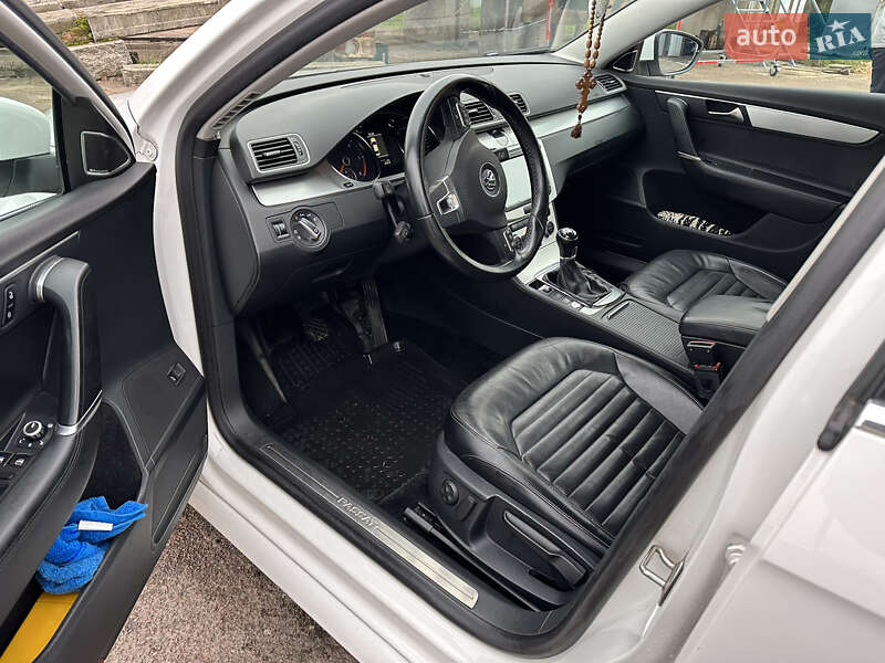 Седан Volkswagen Passat 2014 в Коростені
