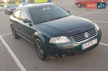 Седан Volkswagen Passat 2002 в Умані