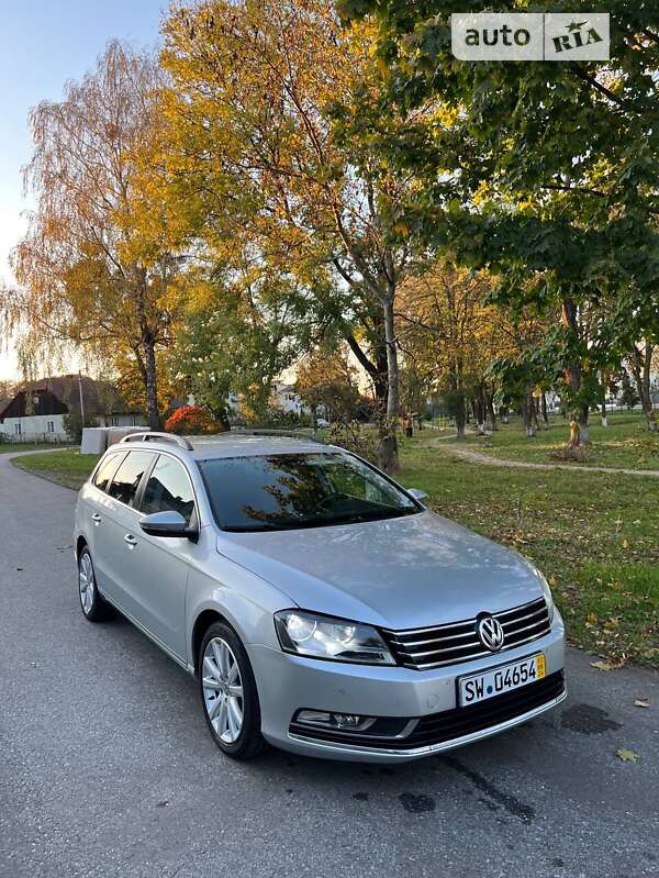 Универсал Volkswagen Passat 2012 в Стрые