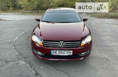 Седан Volkswagen Passat 2014 в Кам'янському