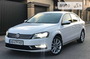 Седан Volkswagen Passat 2013 в Вінниці