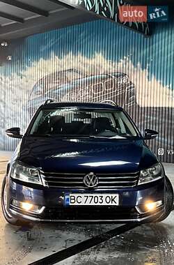 Універсал Volkswagen Passat 2014 в Самборі