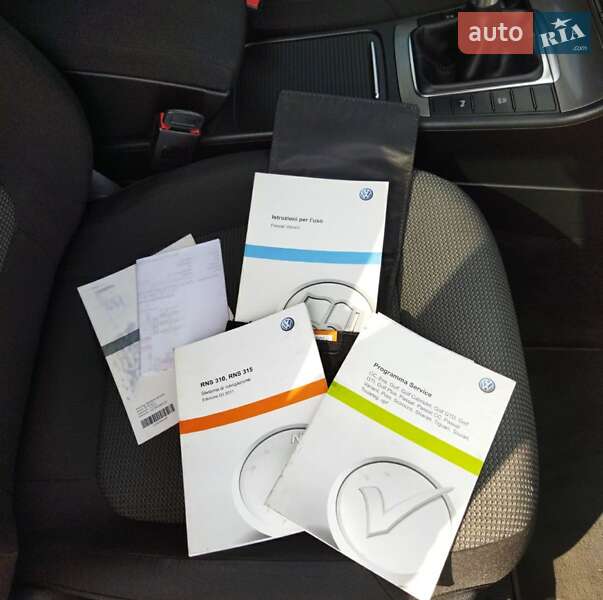 Универсал Volkswagen Passat 2012 в Звягеле