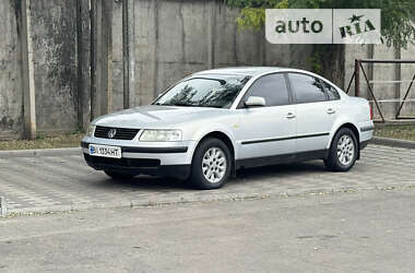 Седан Volkswagen Passat 1999 в Лубнах