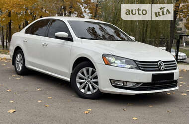 Седан Volkswagen Passat 2013 в Кривом Роге