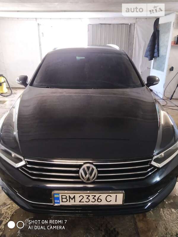 Универсал Volkswagen Passat 2015 в Бурыни