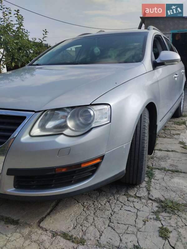 Універсал Volkswagen Passat 2008 в Вознесенську