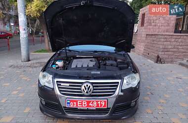 Универсал Volkswagen Passat 2010 в Одессе