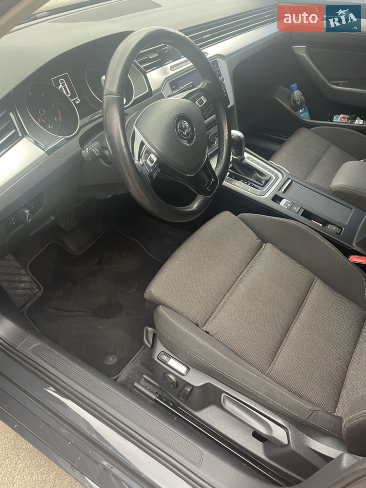 2017 Volkswagen Passat - мініатюра 8
