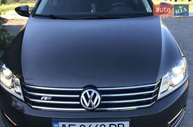 Седан Volkswagen Passat 2012 в Павлограде