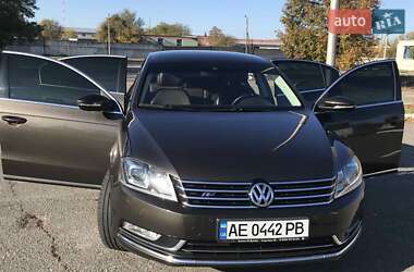 Седан Volkswagen Passat 2012 в Павлограде