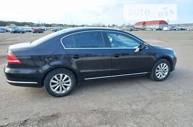 Седан Volkswagen Passat 2012 в Малине