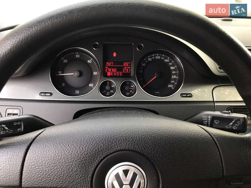 Універсал Volkswagen Passat 2008 в Луцьку