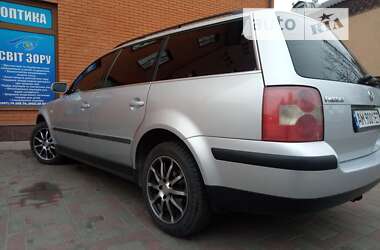 Універсал Volkswagen Passat 2003 в Козятині