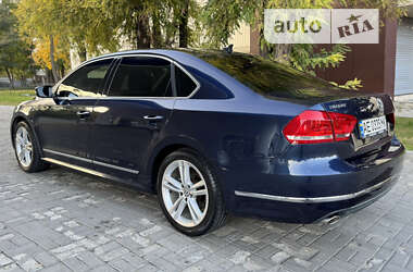 Седан Volkswagen Passat 2013 в Днепре