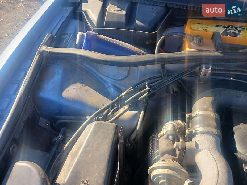 Седан Volkswagen Passat 1998 в Виньковцах