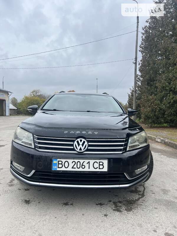 Універсал Volkswagen Passat 2013 в Бучачі