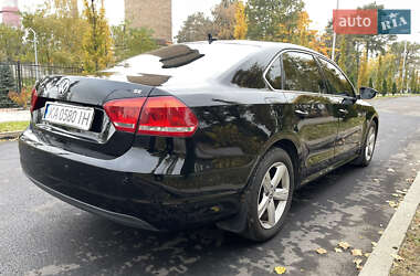 Седан Volkswagen Passat 2011 в Киеве