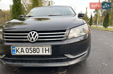 Седан Volkswagen Passat 2011 в Киеве