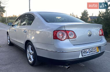 Седан Volkswagen Passat 2005 в Виннице