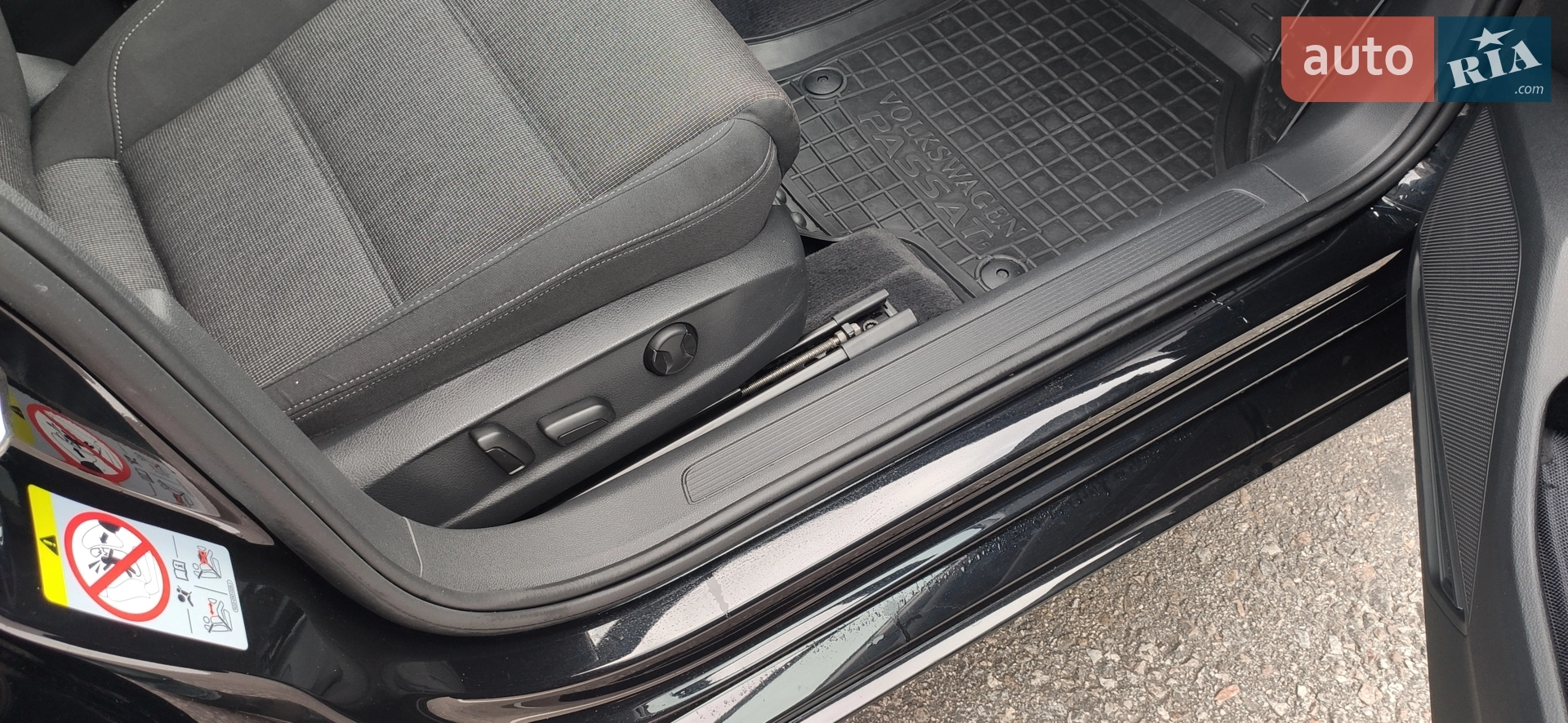 2019 Volkswagen Passat - мініатюра 23