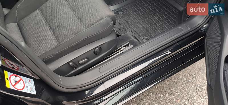 Універсал Volkswagen Passat 2019 в Кропивницькому