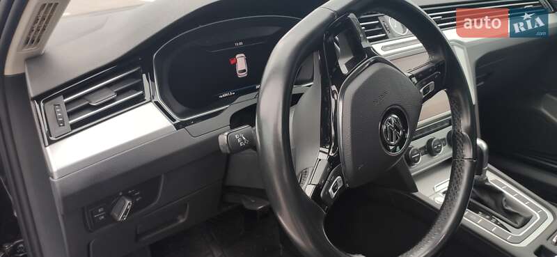 Універсал Volkswagen Passat 2019 в Кропивницькому