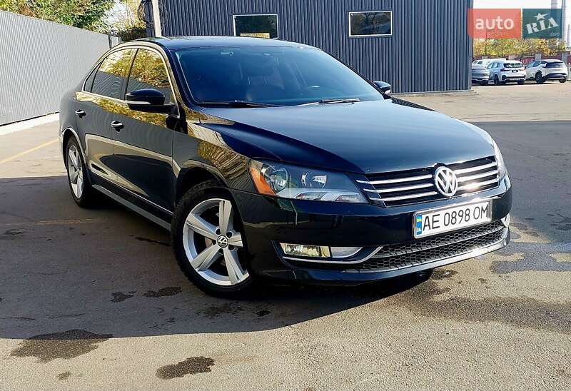 Седан Volkswagen Passat 2015 в Дніпрі