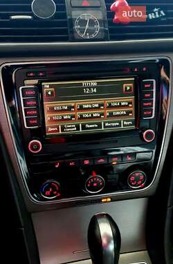 Седан Volkswagen Passat 2015 в 