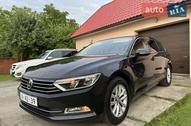 Універсал Volkswagen Passat 2016 в Івано-Франківську