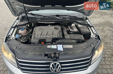 Универсал Volkswagen Passat 2012 в Самборе