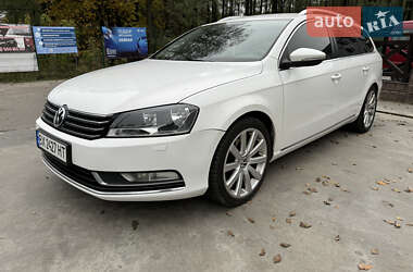 Універсал Volkswagen Passat 2011 в Славуті